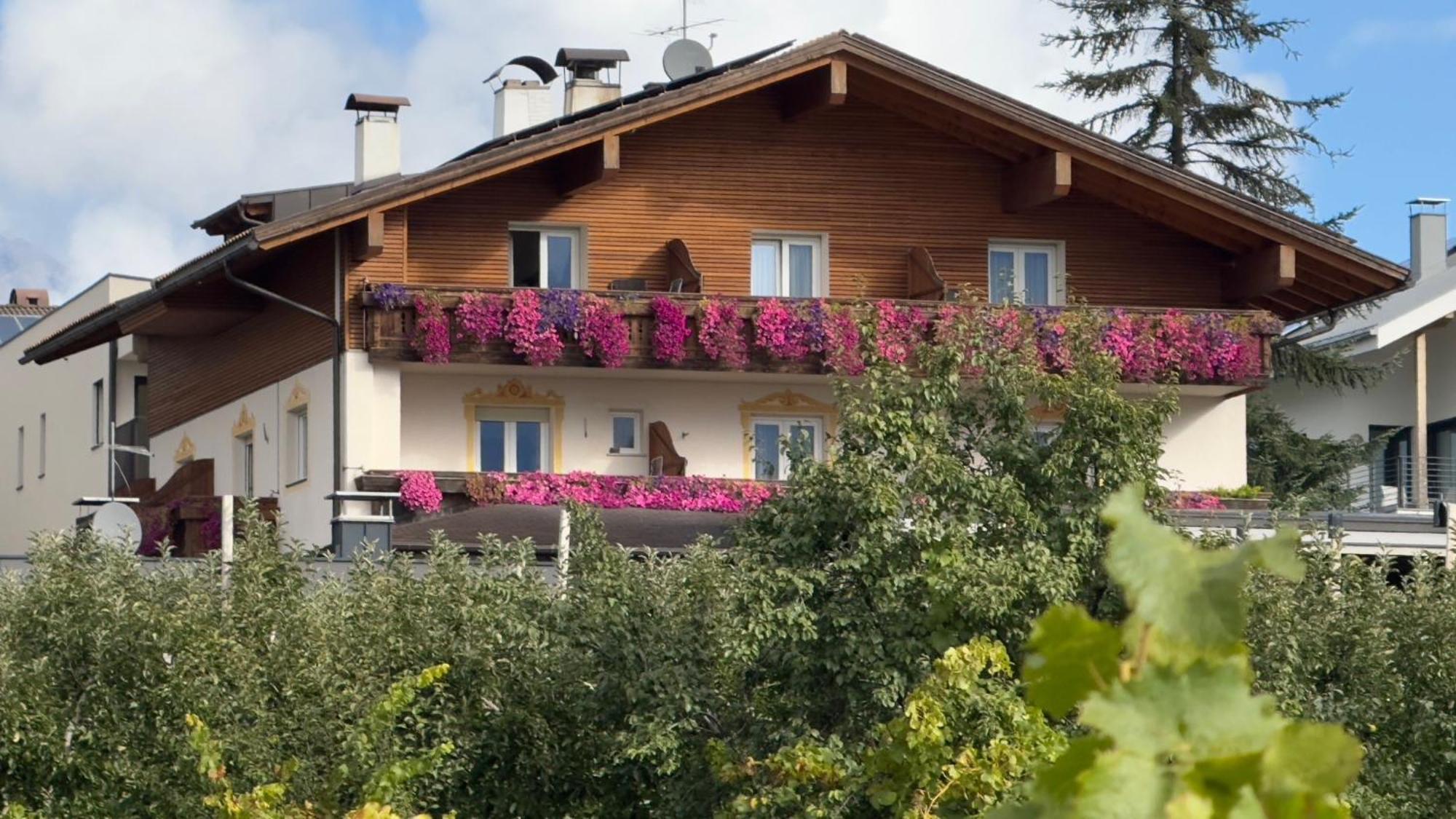 Apartments Tirolerhof Natz-Schabs Bagian luar foto